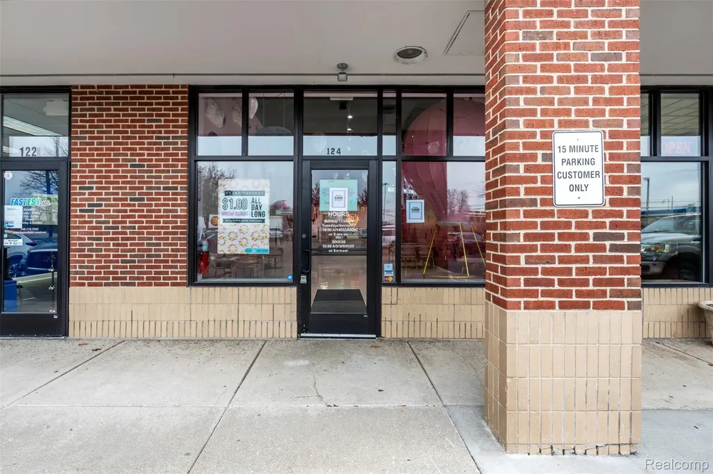 25875 Novi Road Novi City MI 48375