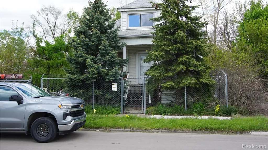 4041 Dodge Street Detroit City MI 48211