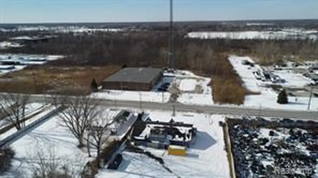 6105 King Road Marine City City MI 48039