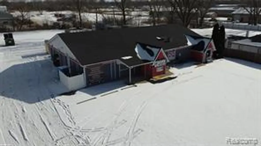 6105 King Road Marine City City MI 48039