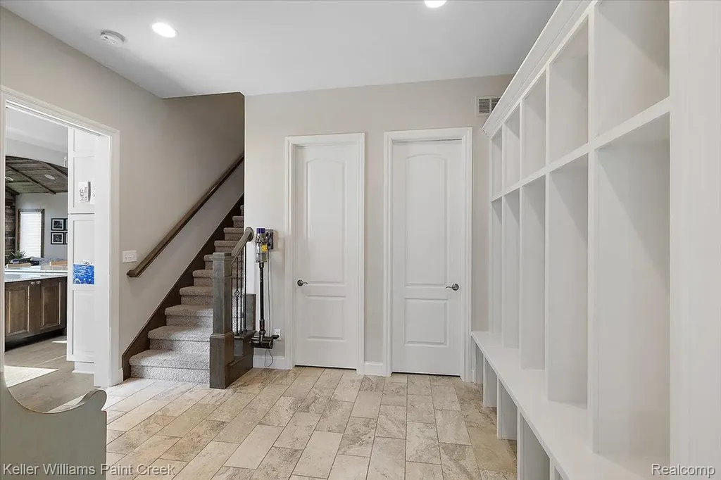 4838 Pinecrest Court Rochester City MI 48306