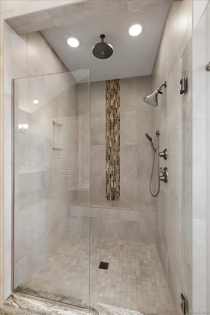4838 Pinecrest Court Rochester City MI 48306