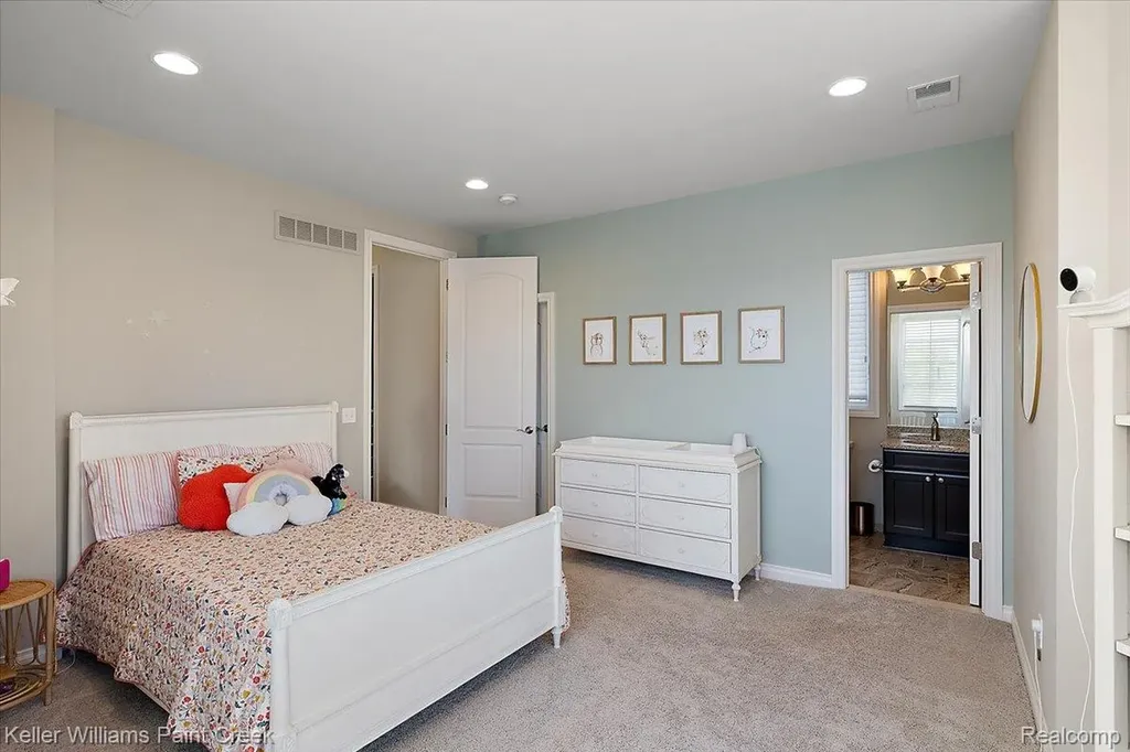 4838 Pinecrest Court Rochester City MI 48306