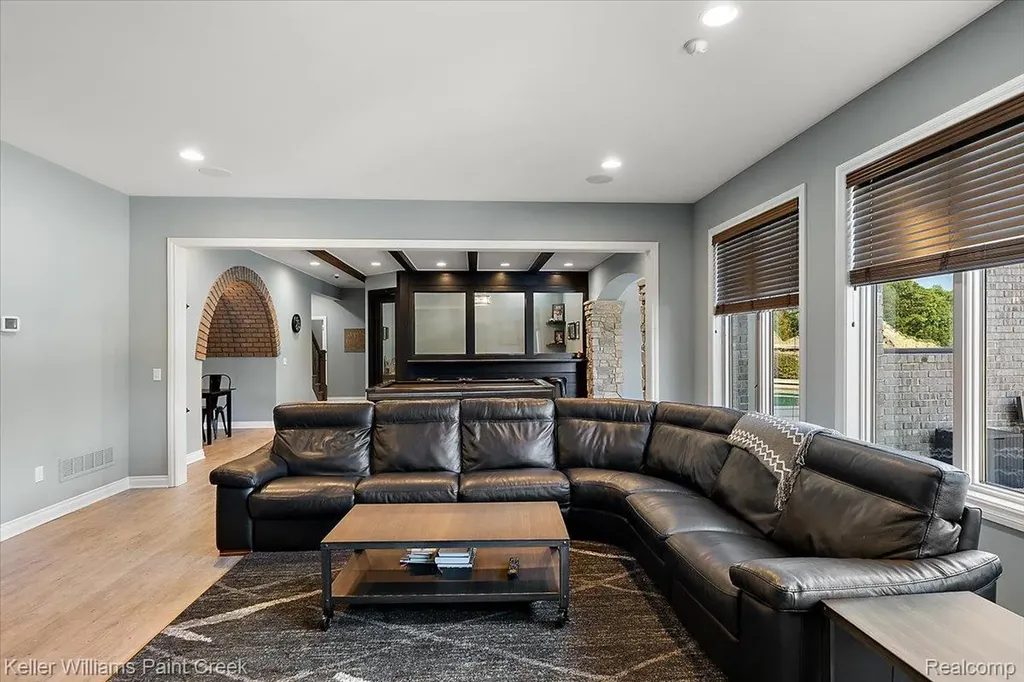 4838 Pinecrest Court Rochester City MI 48306