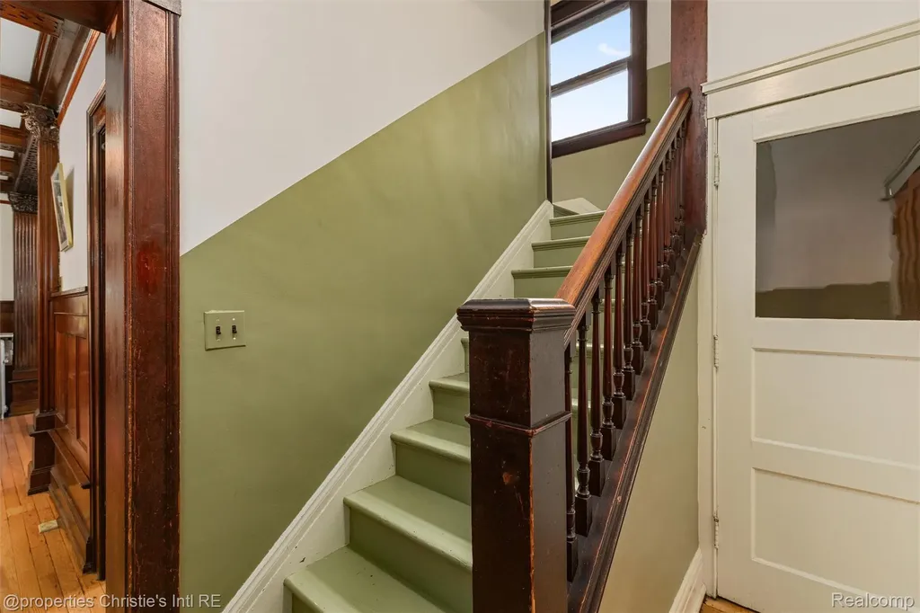 36 Longfellow Street Detroit City MI 48202
