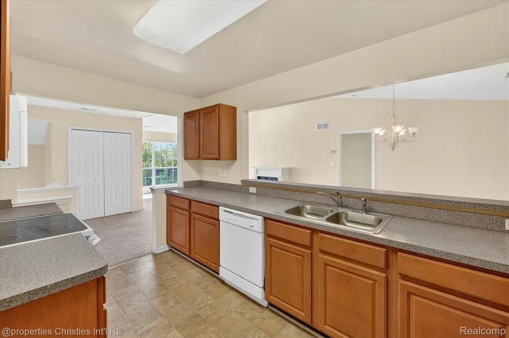 16773 Carriage Way Northville Township MI 48168