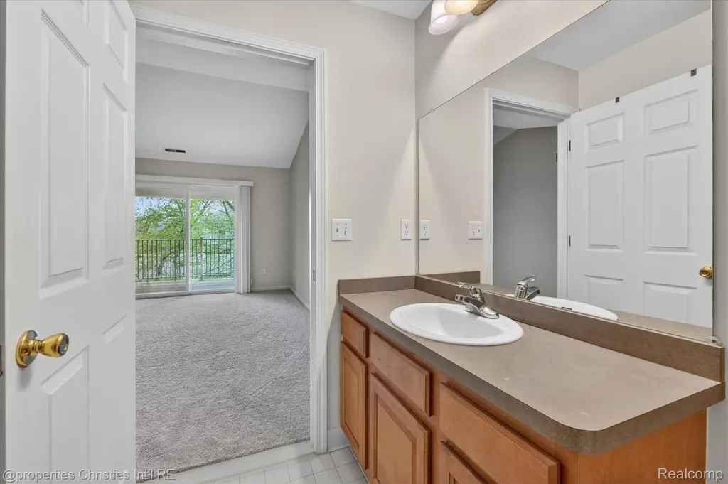 16773 Carriage Way Northville Township MI 48168