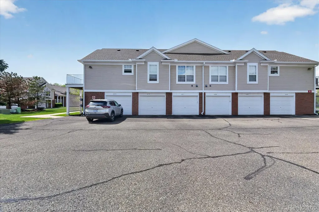16773 Carriage Way Northville Township MI 48168