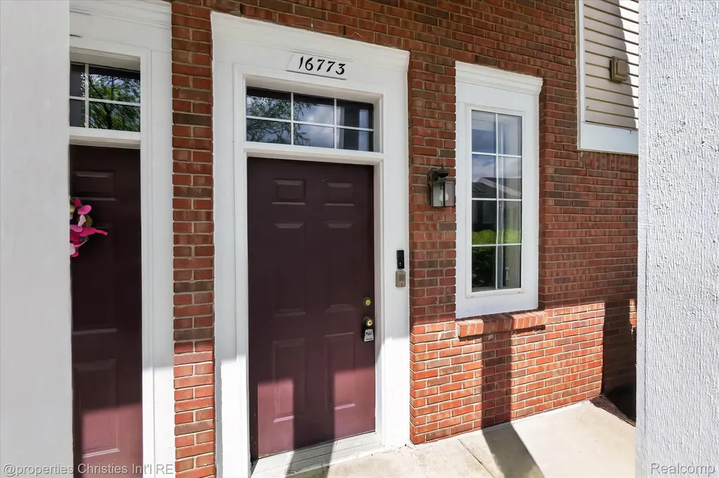 16773 Carriage Way Northville Township MI 48168