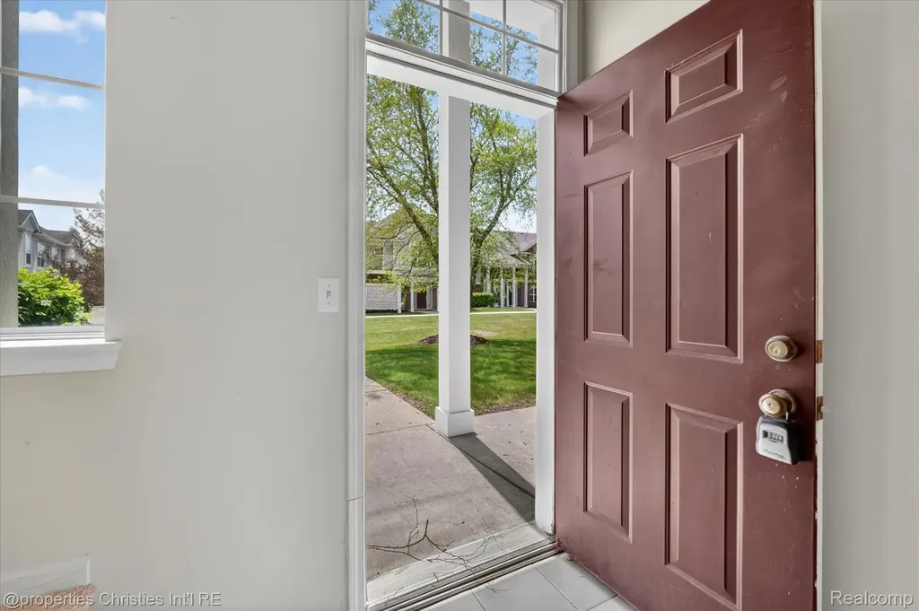 16773 Carriage Way Northville Township MI 48168