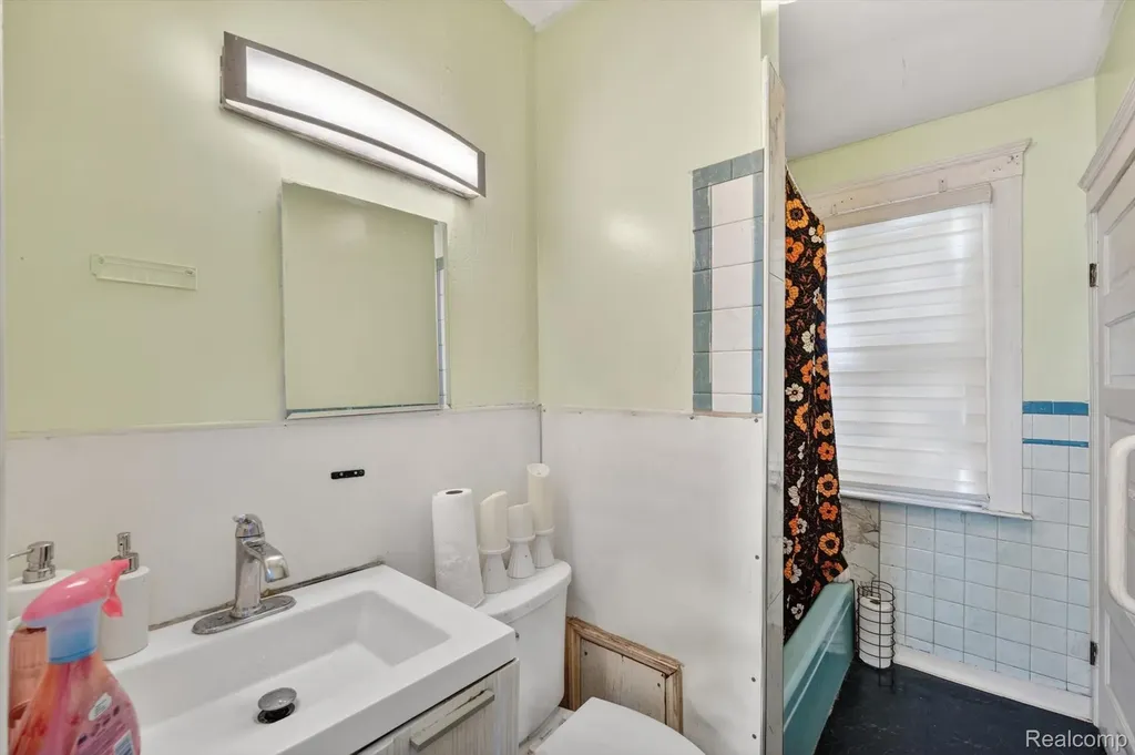 5424 Bingham Street Dearborn City MI 48126