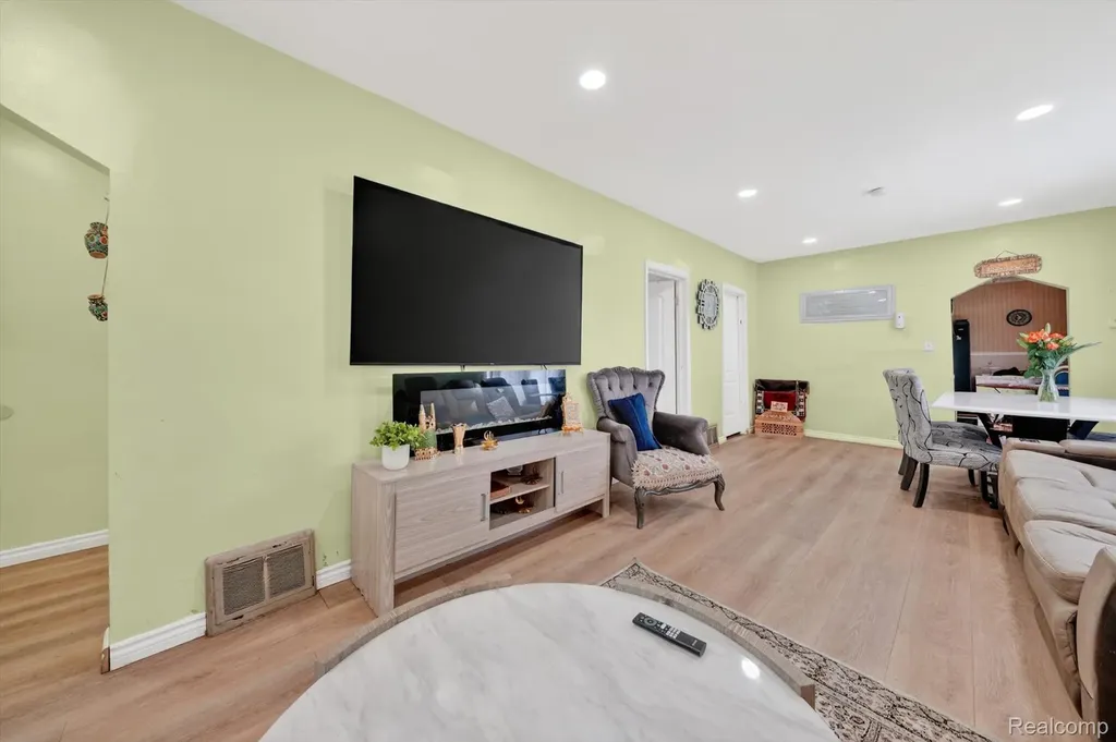 5424 Bingham Street Dearborn City MI 48126
