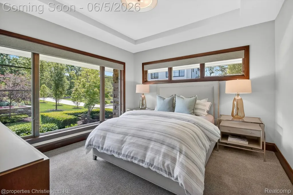 22635 Evergreen Court Novi City MI 48374