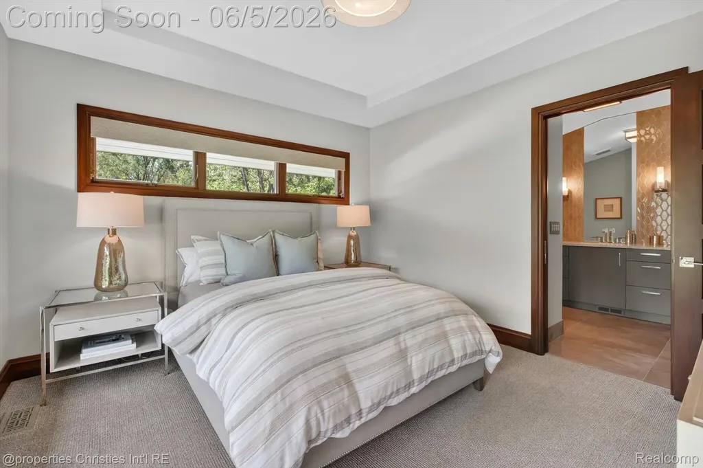 22635 Evergreen Court Novi City MI 48374