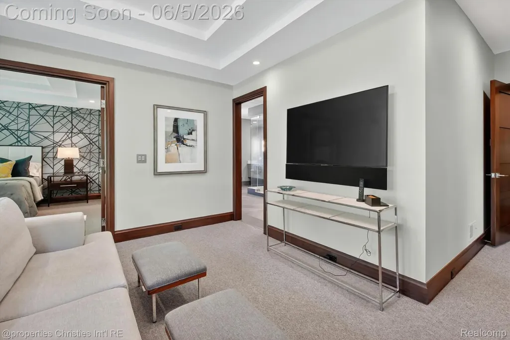 22635 Evergreen Court Novi City MI 48374