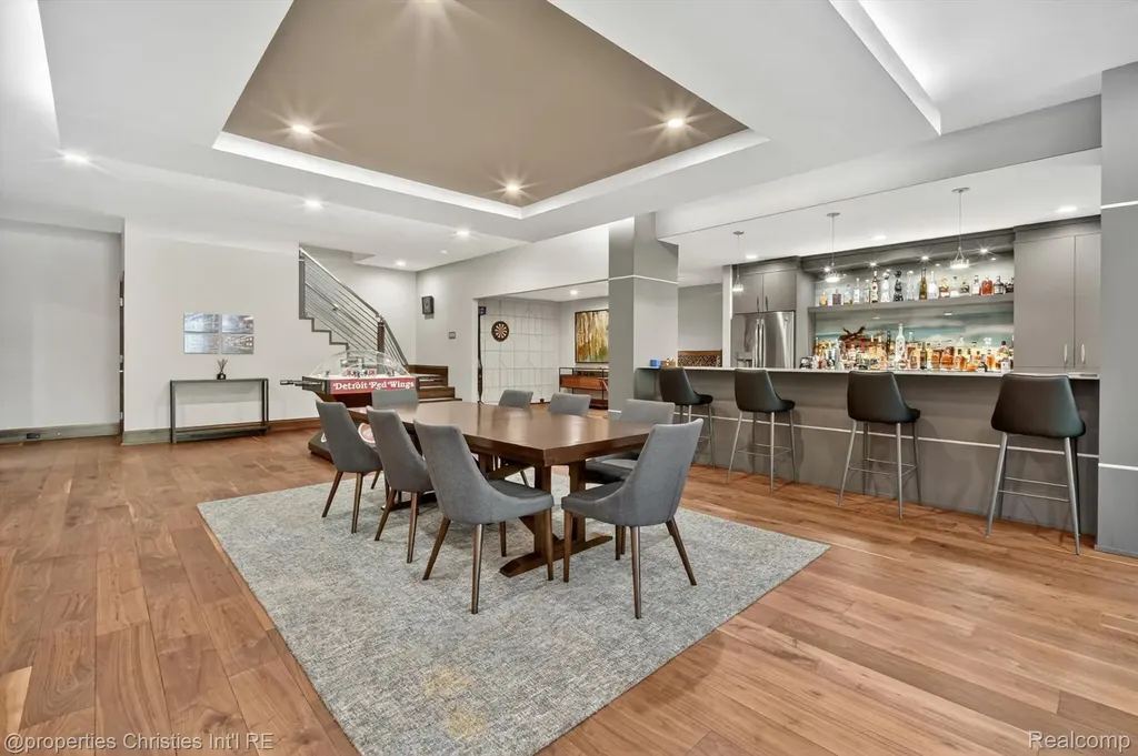 22635 Evergreen Court Novi City MI 48374