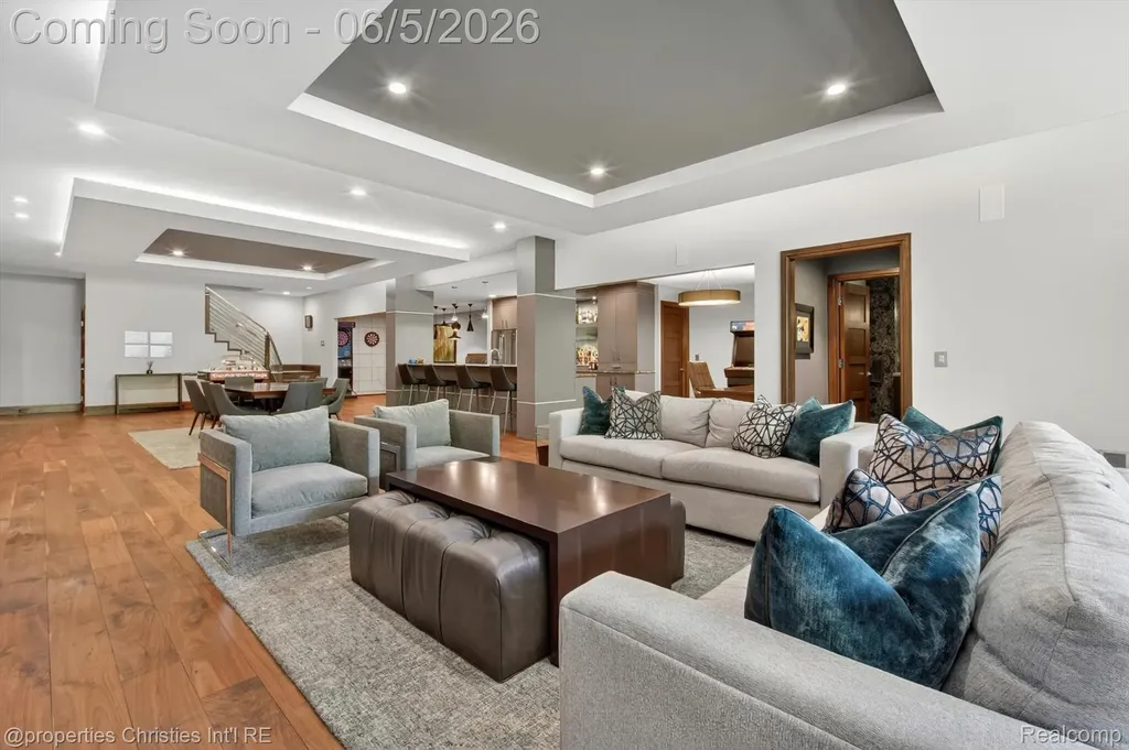 22635 Evergreen Court Novi City MI 48374
