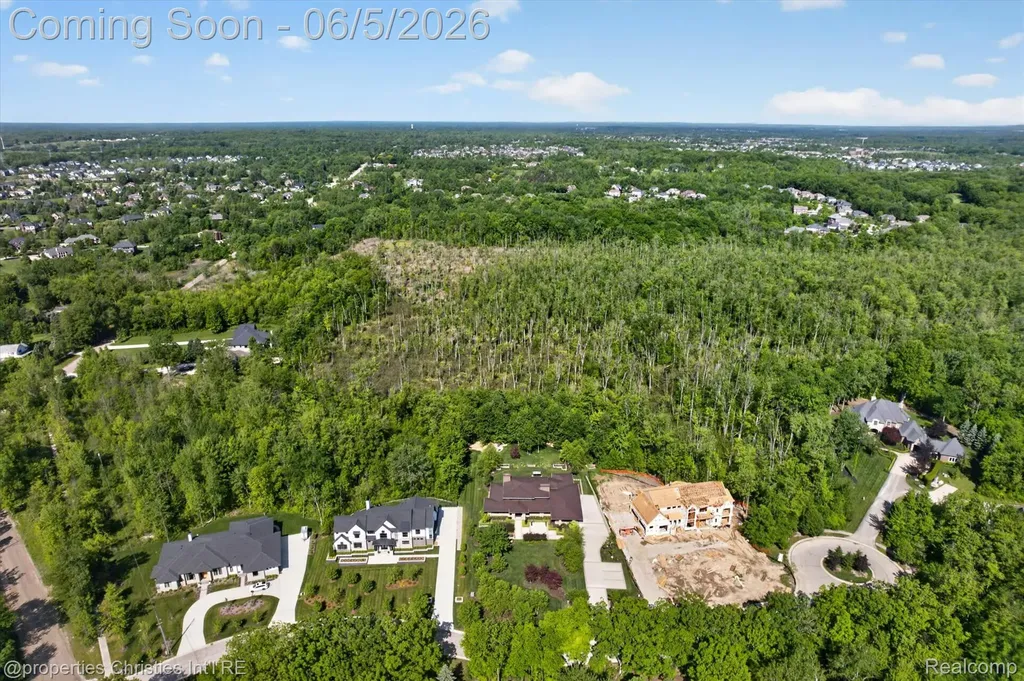 22635 Evergreen Court Novi City MI 48374