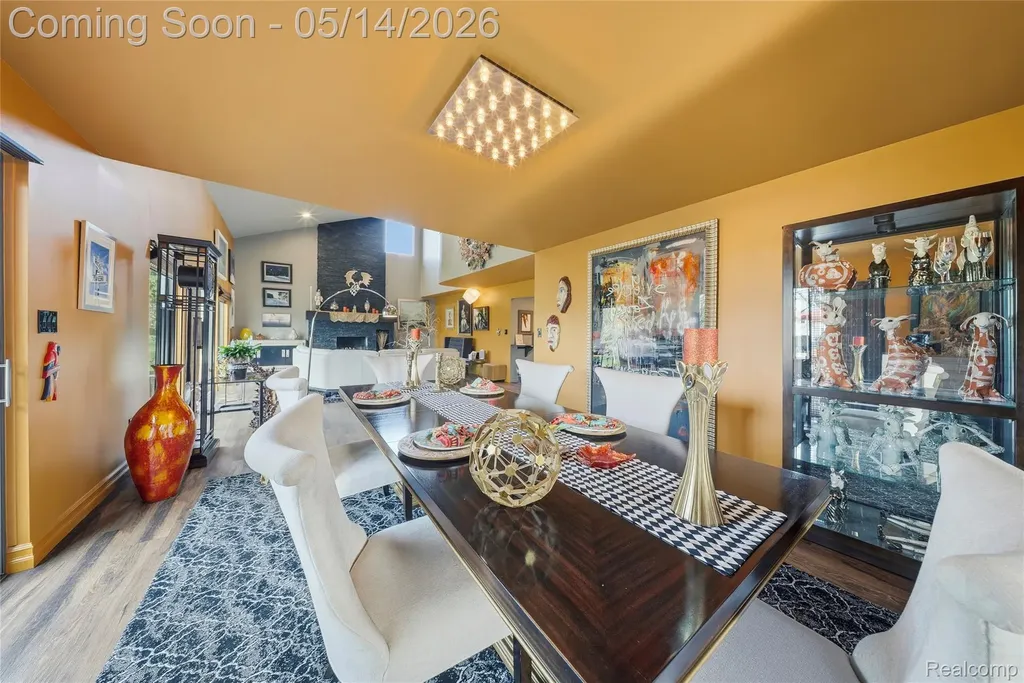 8727 Sarah Lane Grosse Ile Township MI 48138
