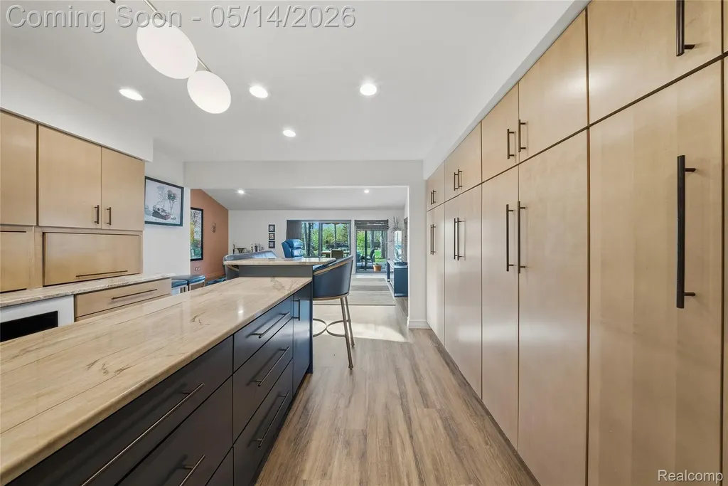 8727 Sarah Lane Grosse Ile Township MI 48138