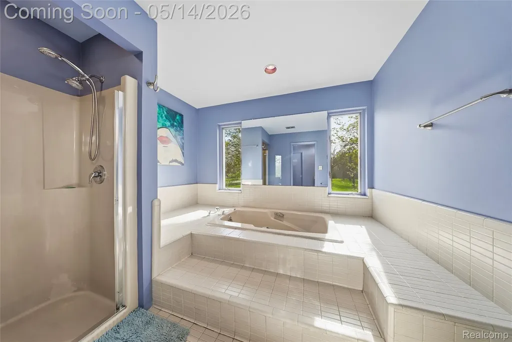 8727 Sarah Lane Grosse Ile Township MI 48138