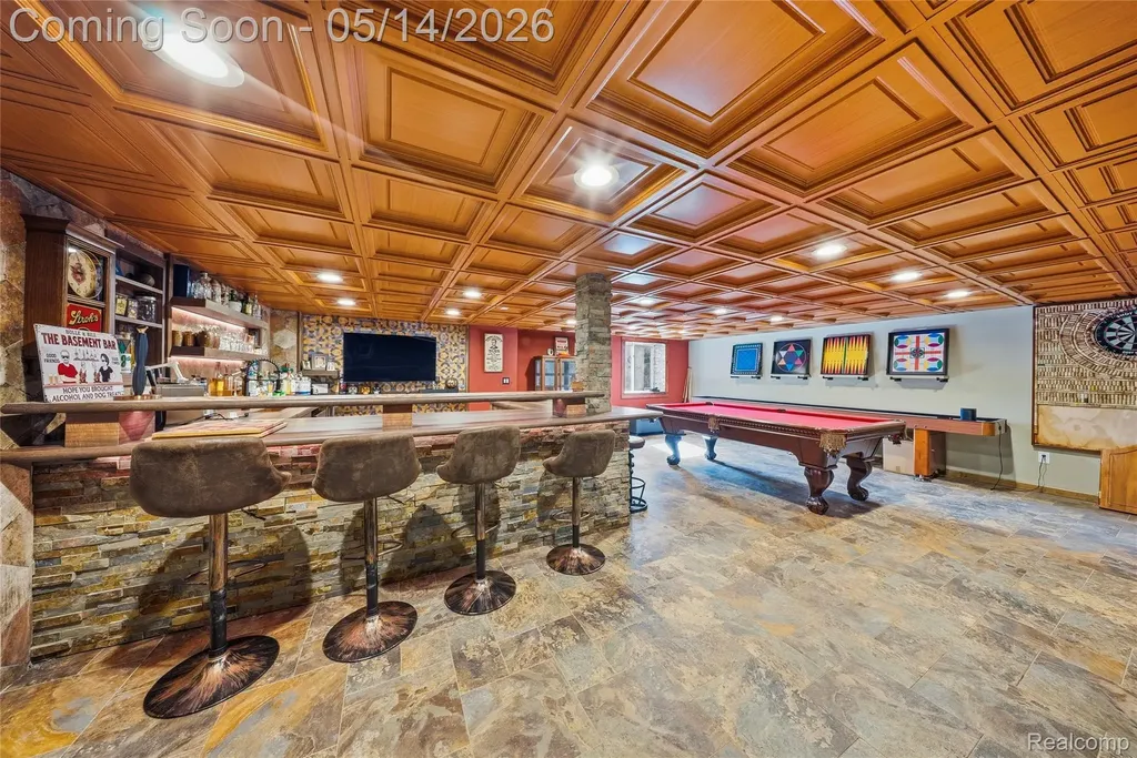 8727 Sarah Lane Grosse Ile Township MI 48138