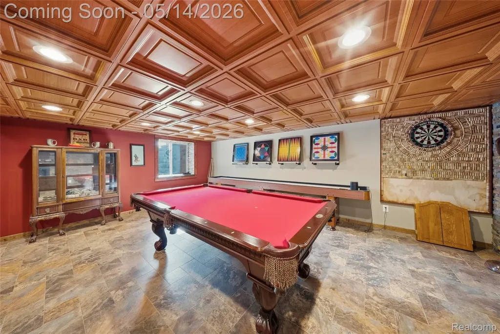 8727 Sarah Lane Grosse Ile Township MI 48138