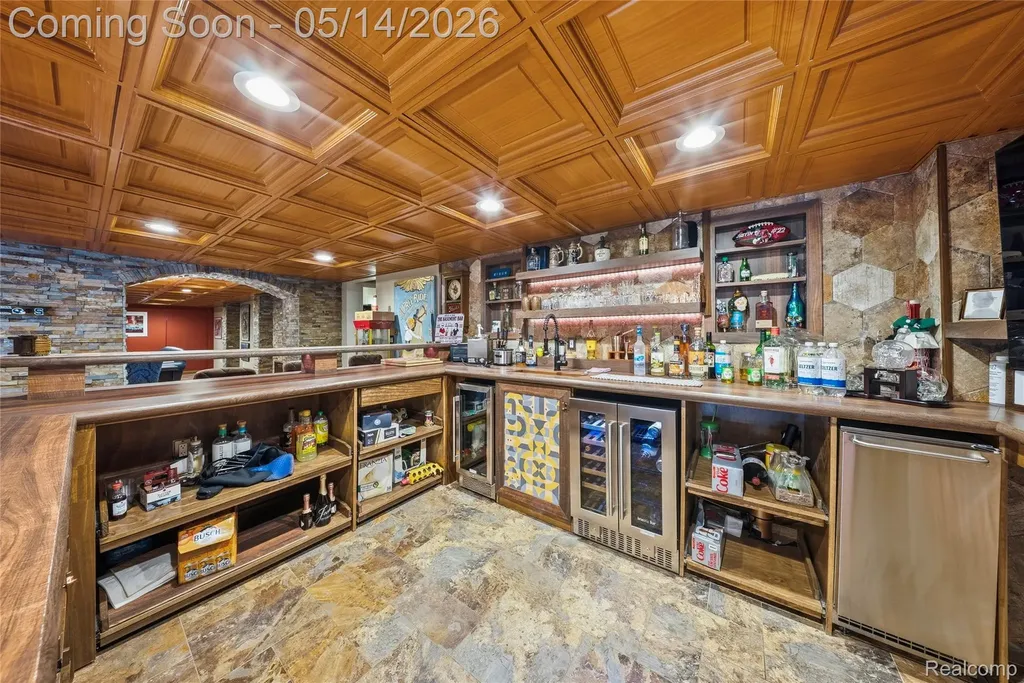 8727 Sarah Lane Grosse Ile Township MI 48138