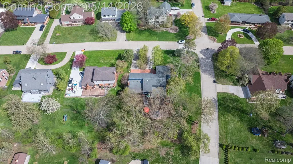 8727 Sarah Lane Grosse Ile Township MI 48138