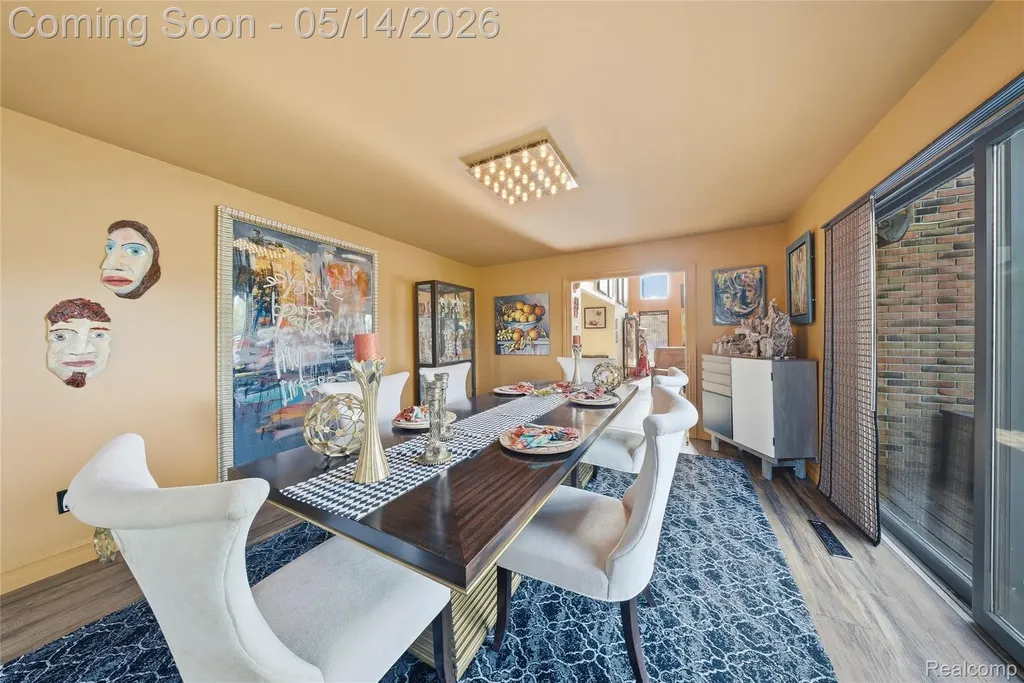 8727 Sarah Lane Grosse Ile Township MI 48138
