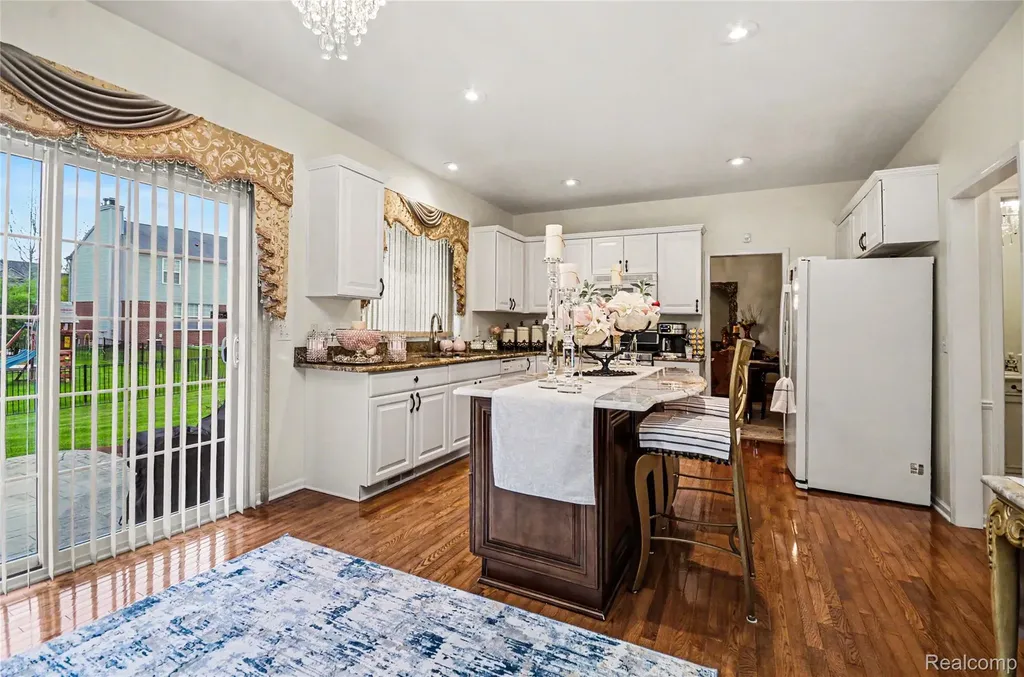7316 N Central Park Shelby Charter Township MI 48317