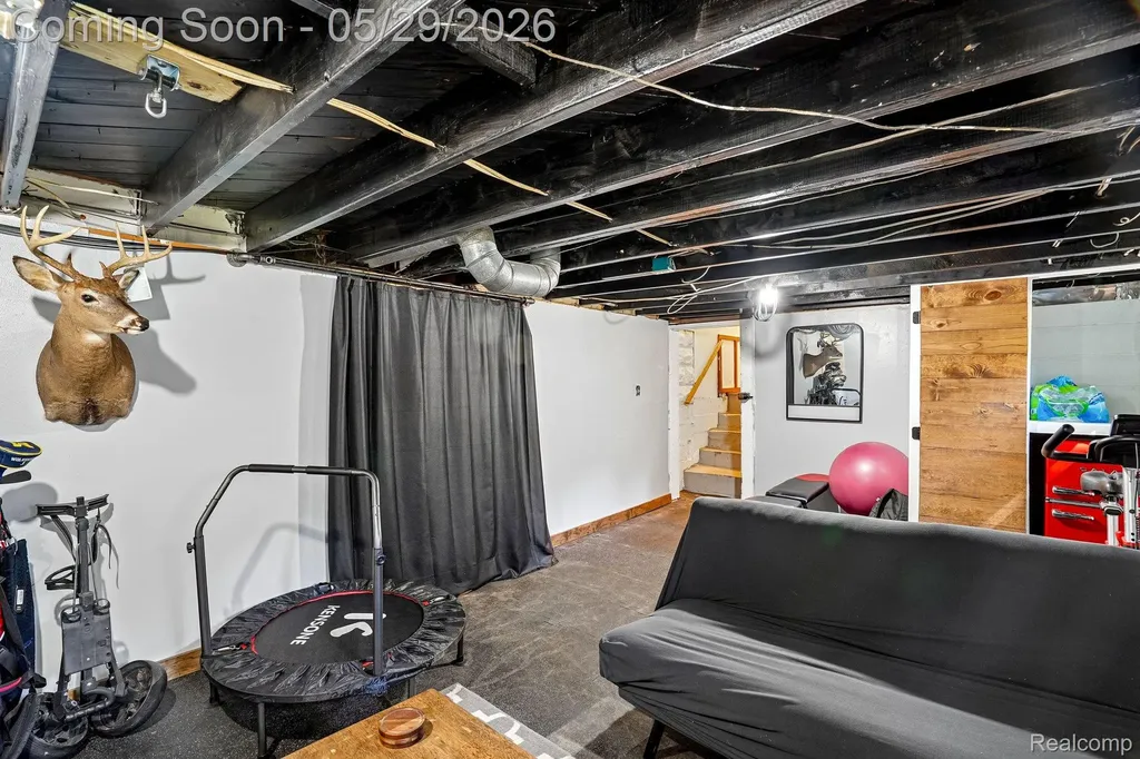 157 East Street Oxford Village MI 48371