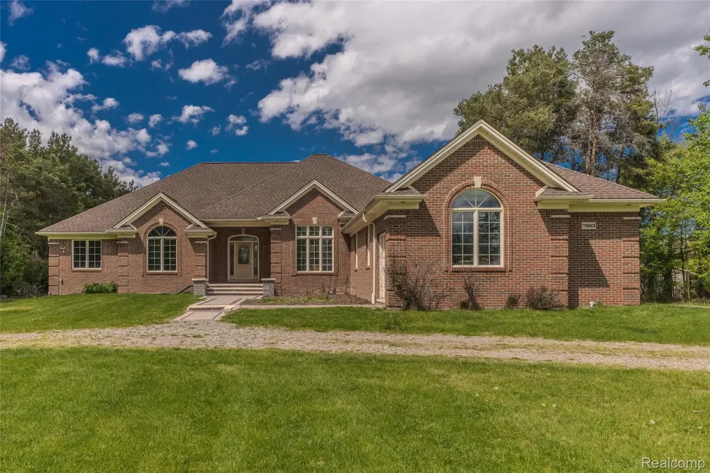 7893 Lantern Drive Almont Township MI 48003