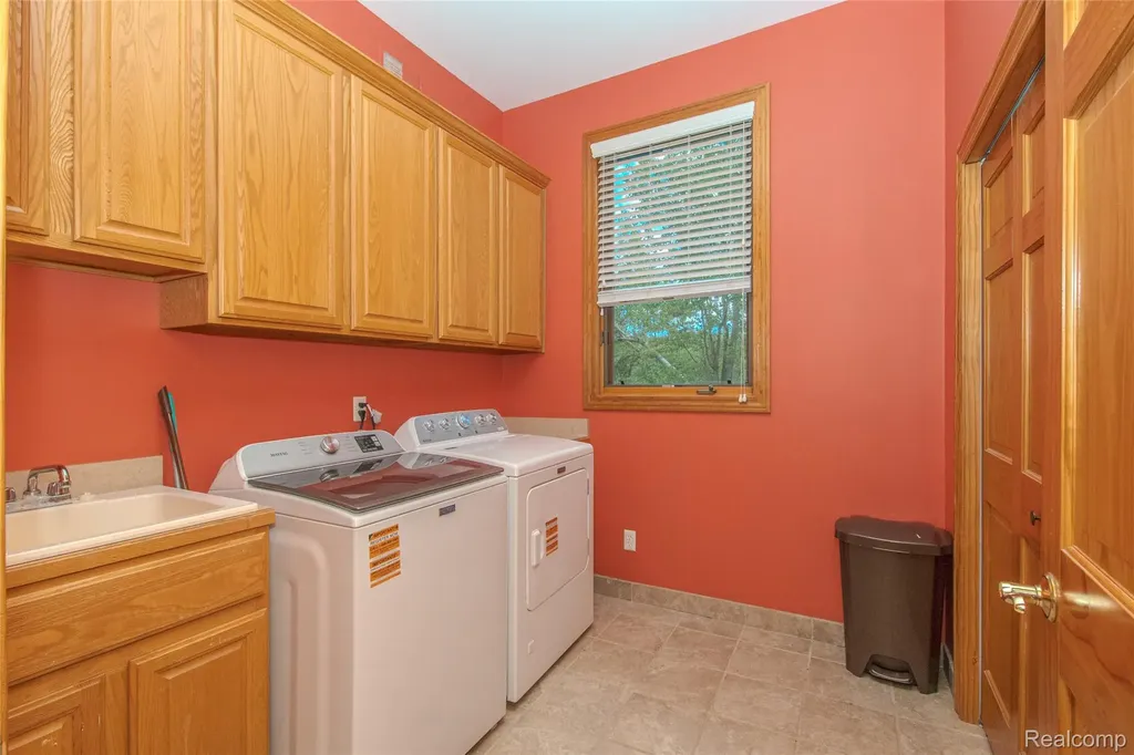 7893 Lantern Drive Almont Township MI 48003