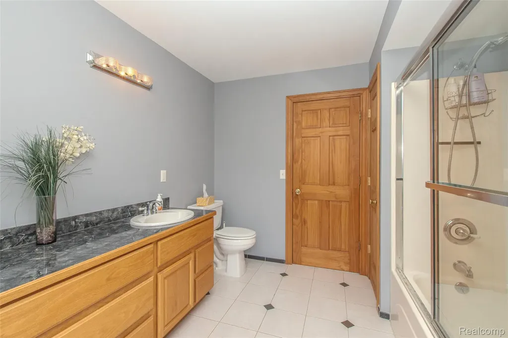 7893 Lantern Drive Almont Township MI 48003