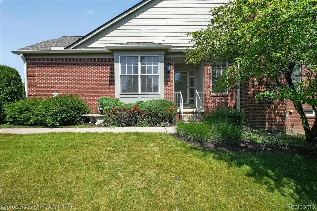 16502 Cypress Court Northville Township MI 48168