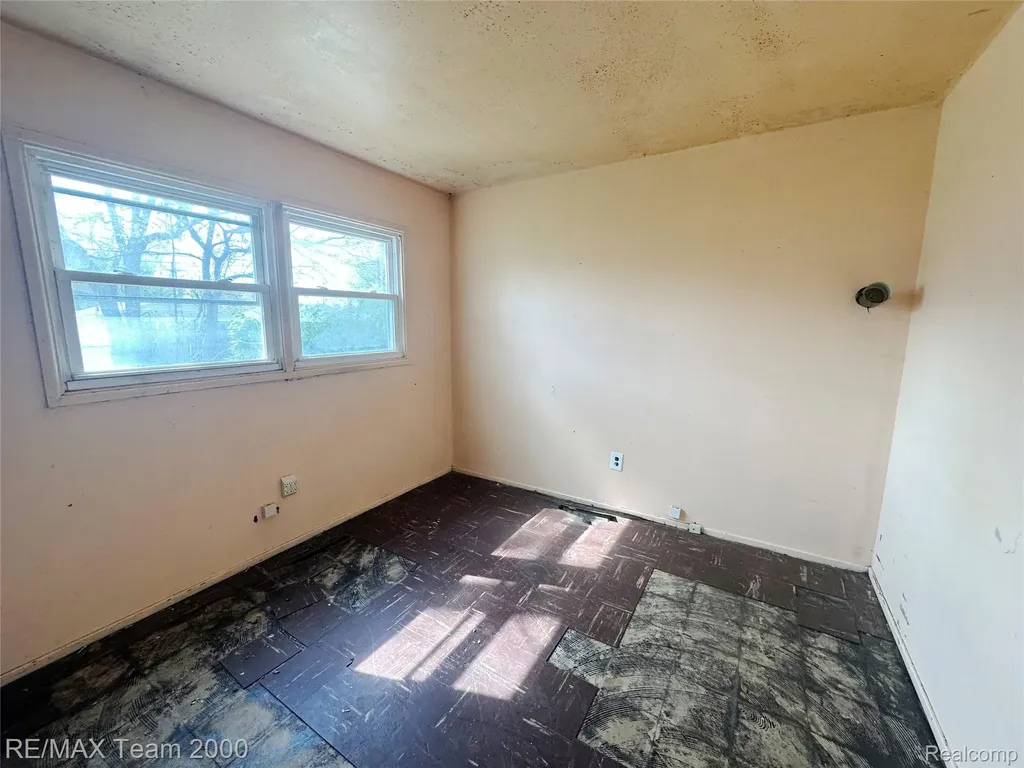 20493 Ilene Street Detroit City MI 48221