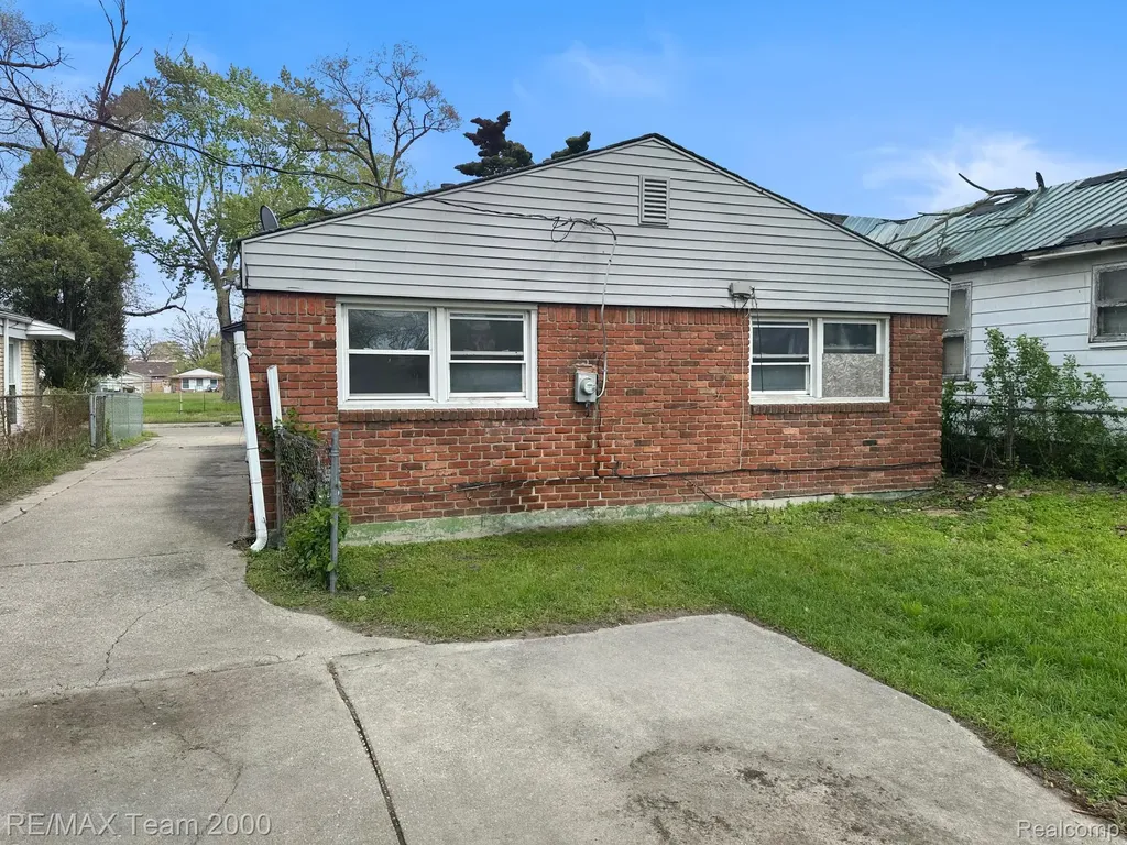 20493 Ilene Street Detroit City MI 48221