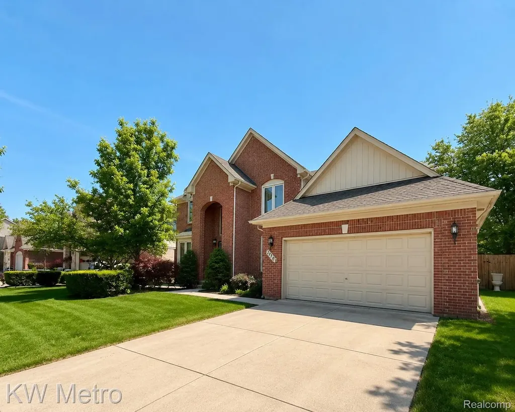 1176 Cadmus Drive Troy City MI 48085