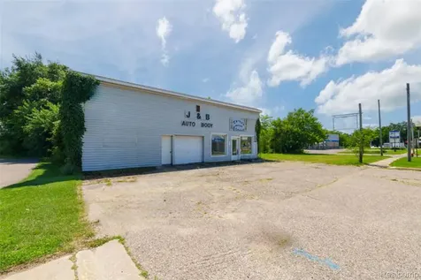 210 W Main Street Hartford City MI 49057
