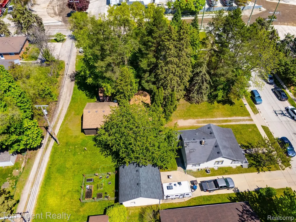 745 Karmada Street Plymouth City MI 48170