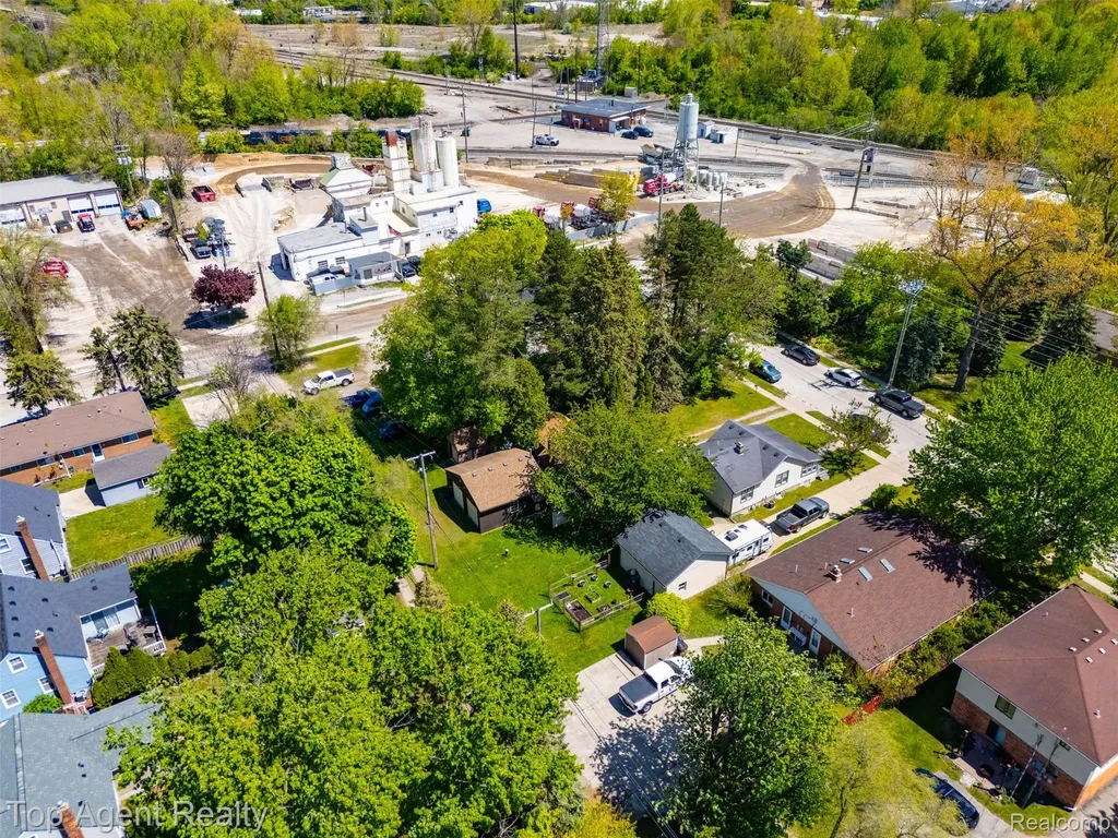 745 Karmada Street Plymouth City MI 48170