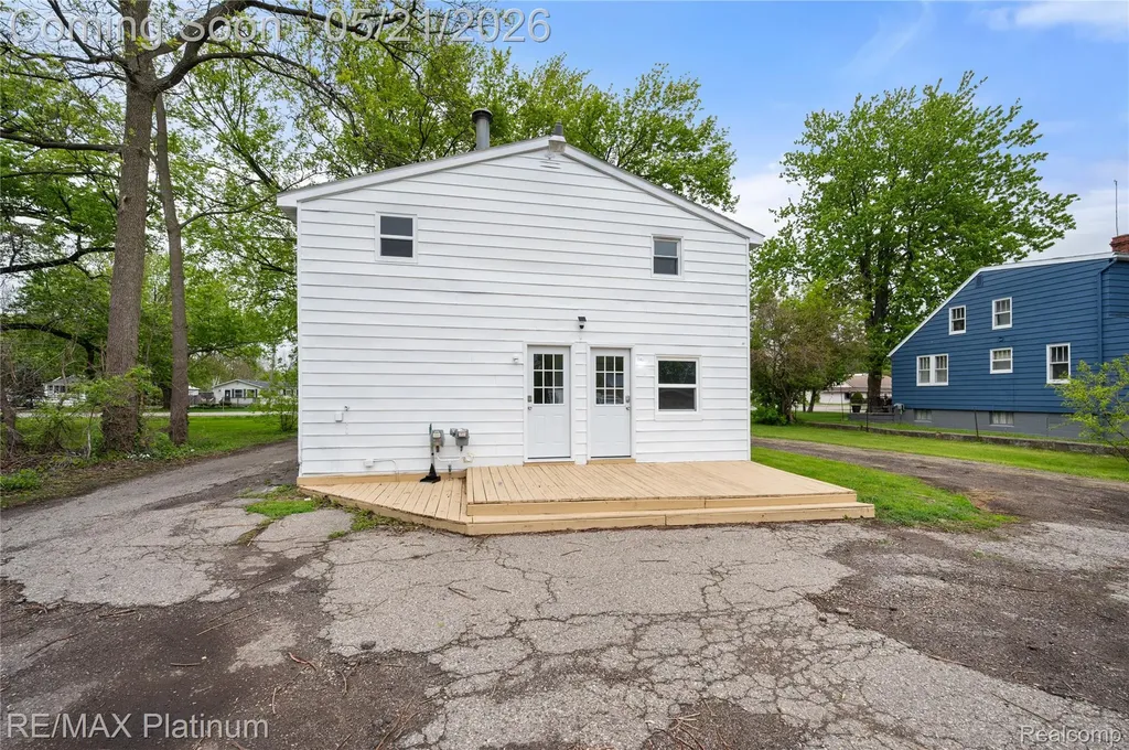 6116 Lapeer Road Burton City MI 48509