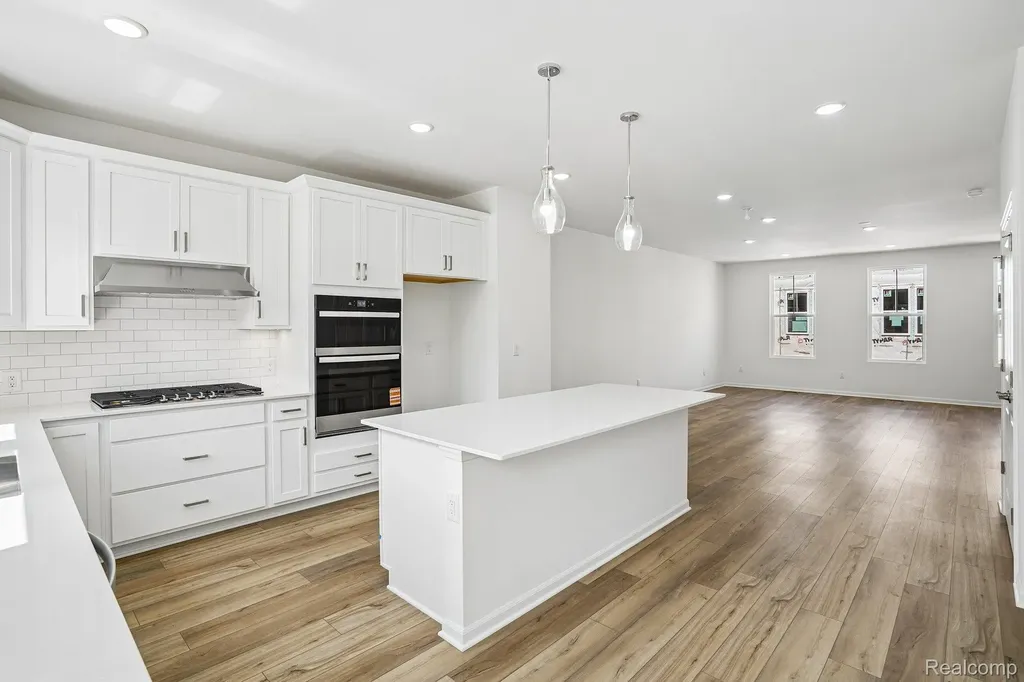 25425 Orwell Street Novi City MI 48375
