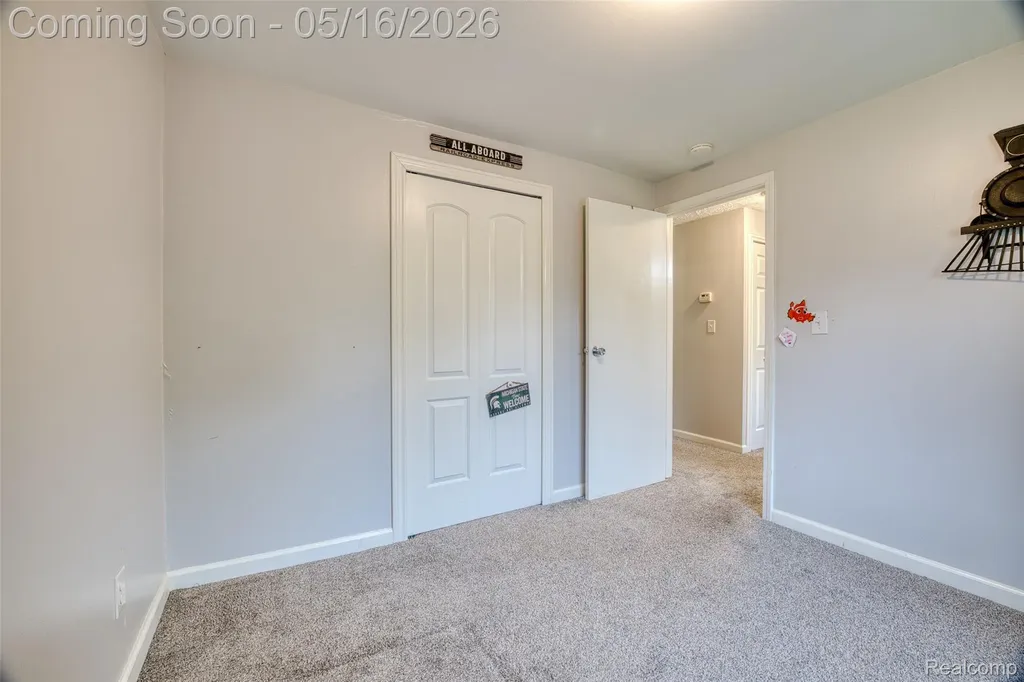 3016 Roselawn Street Commerce Charter Township MI 48390