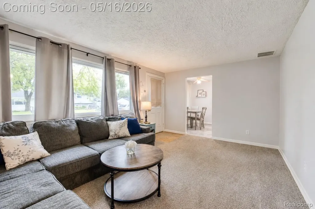 3016 Roselawn Street Commerce Charter Township MI 48390