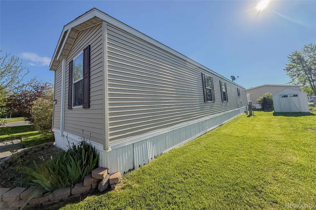 41021 Old Michigan Avenue Canton Charter Township MI 48188