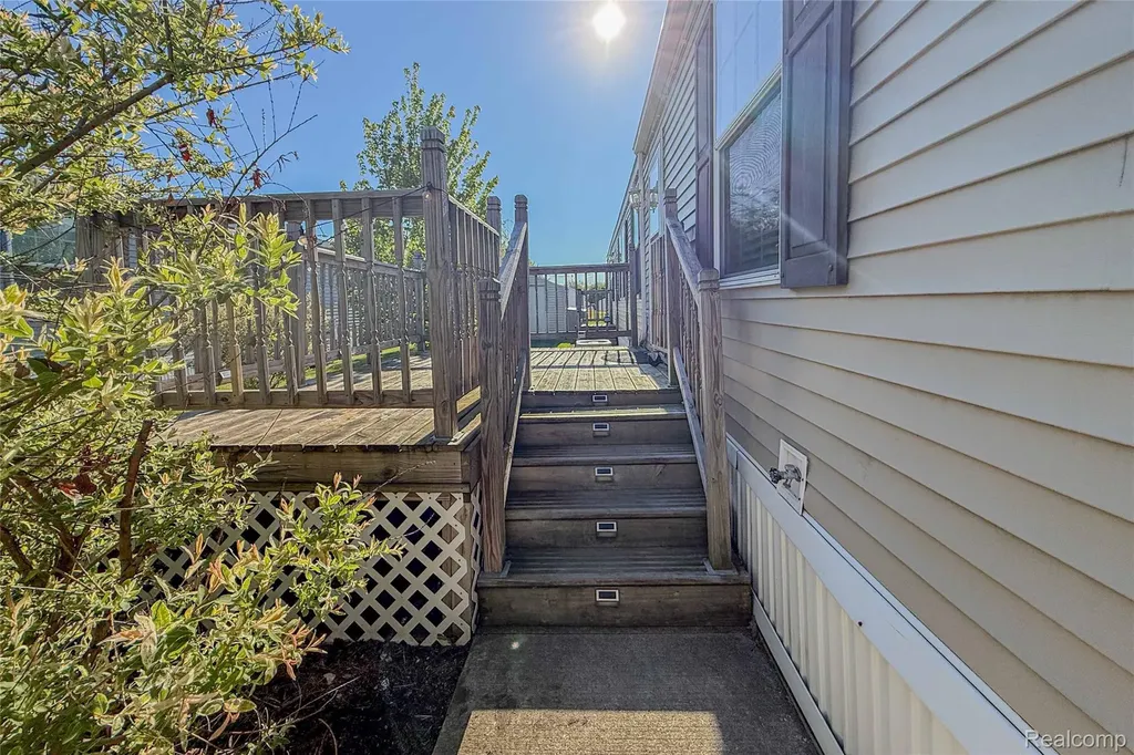 41021 Old Michigan Avenue Canton Charter Township MI 48188