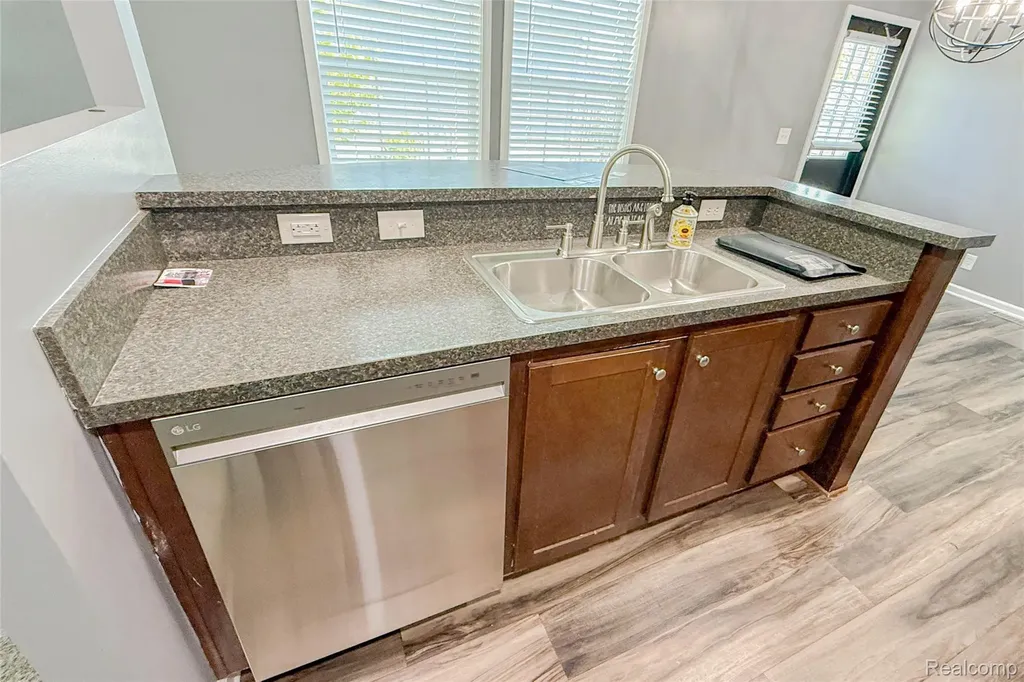 41021 Old Michigan Avenue Canton Charter Township MI 48188