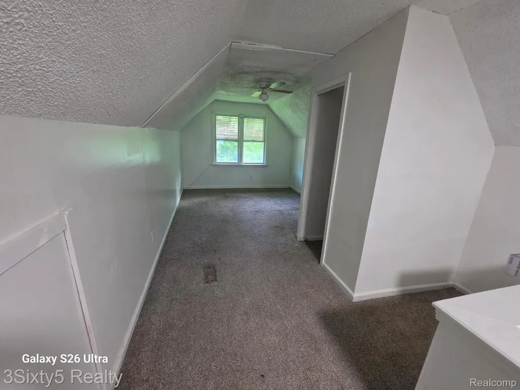 18344 Shiawassee Drive Detroit City MI 48219